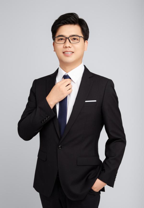如何看待广州天环广场保安与顾客争执持刀杀人事件 如何看待广州天环广场保安与顾客争执持刀杀人事件