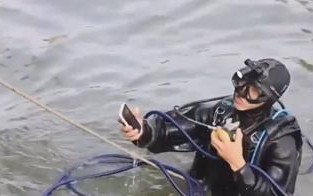 水下打捞作业公司(水下打捞手机)